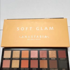Anastasia Soft Glam Eyeshadow Palette